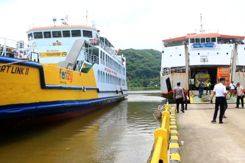 Penutupan pelabuhan Lembar - Padangbai picu lonjakan penumpang