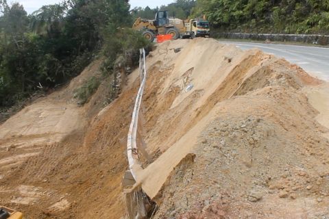 Persiapkan musim mudik, jalan amblas di Tarutung&ndash;Sibolga diperbaiki