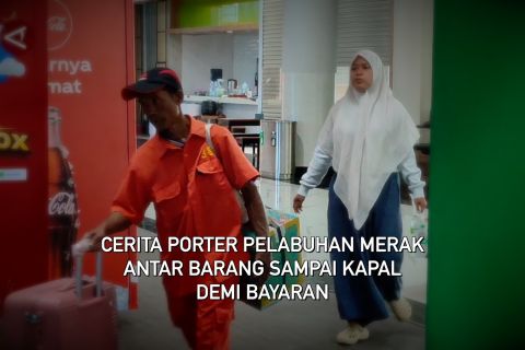 Cerita porter Pelabuhan Merak antar barang sampai kapal demi bayaran