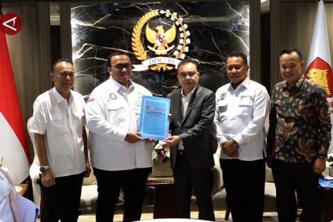 DPR RI diskusikan penundaan impor pick up dari India dengan Presiden