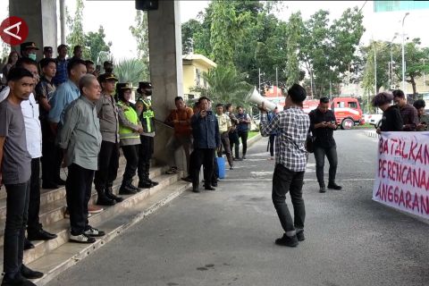 Ketua Komisi IV DPRD Sumsel upayakan pembatalan pengadaan meja biliar