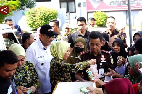 Pemprov Gorontalo gelar pasar murah bersubsidi tujuh komoditas pangan