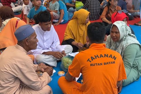 Kunjungan keluarga warnai Lebaran warga binaan di Batam