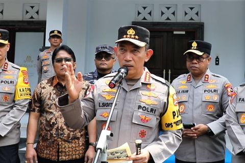 Kapolri pantau sitkamtibmas daerah wisata dan puncak arus balik