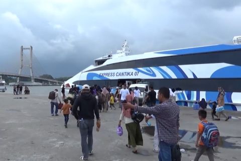 Angkutan laut Lebaran lancar, penumpang naik hingga 24 persen