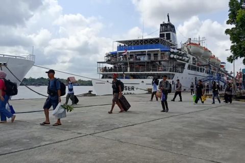 4.083 pemudik sudah berangkat dari Pelabuhan Sampit menuju Pulau Jawa