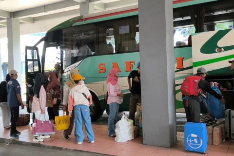 Usai puncak arus mudik, pemudik antarkota dominasi Terminal Tirtonadi