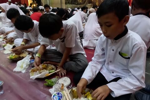 Gelar buka puasa, Vihara Dhanagun bangun harmoni antarumat beragama