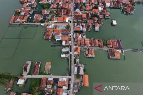 Menteri PU usulkan Pekalongan masuk proyek tanggul laut raksasa