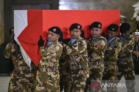 Tiga jenazah anggota pasukan perdamaian UNIFIL tiba di tanah air