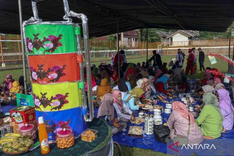 Lestarikan budaya Betawi dengan tradisi Lebaran Kukusan di Depok