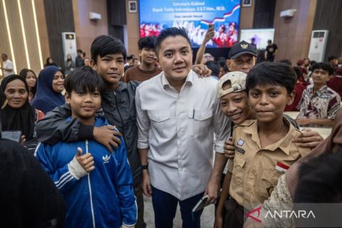 Seskab Teddy tinjau kesiapan Sekolah Rakyat di STIA LAN