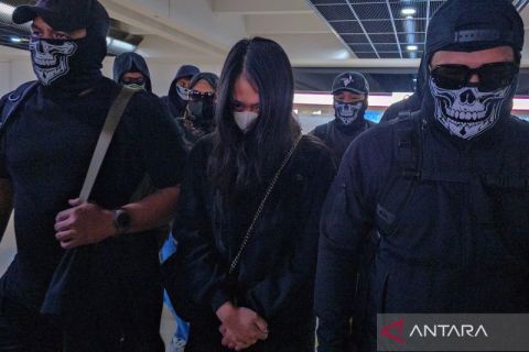 Polisi tangkap istri dan anak bandar narkoba Ko Erwin