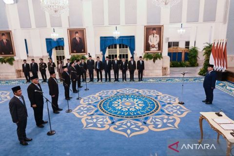 Presiden lantik pejabat baru Kabinet Merah Putih