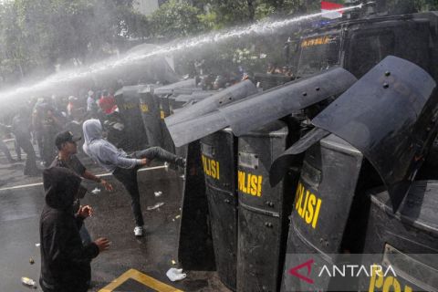 Polda Jateng gelar Sispamkota untuk latih pengendalian massa di Semarang