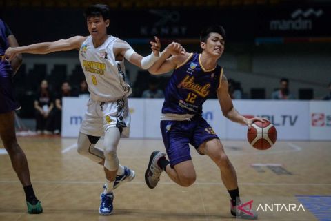 Kesatria Bengawan Solo kalahkan tuan rumah Tangerang Hawks