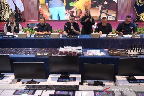 Imigrasi amankan 16 orang WNA terduga penipuan daring