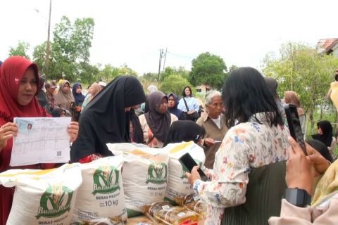 Baru tersalur 21 persen, Bulog Kalteng perpanjang periode bantuan