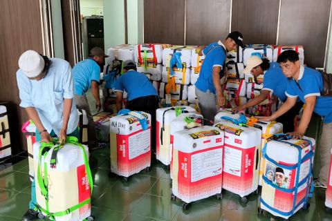 Embarkasi Donohudan terima koper calon jamaah haji asal Tegal
