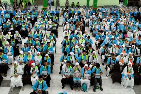 Embarkasi Solo terima 3 kloter awal calon haji asal Kabupaten Tegal