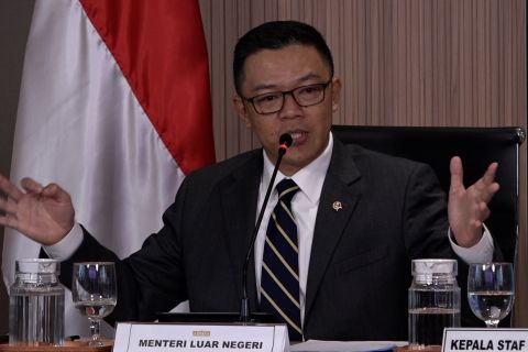 Kapal tanker Ri tertahan di Selat Hormuz, pemerintah cari alternatif