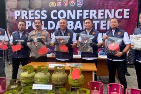Polda Banten tangkap pelaku penyuntik gas melon ke tabung non-subsidi