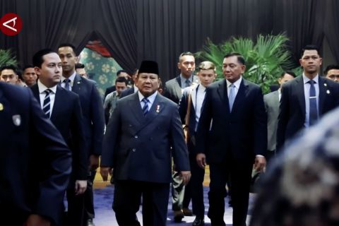 Prabowo hadiri resepsi pernikahan El Rumi dan Syifa Hadju