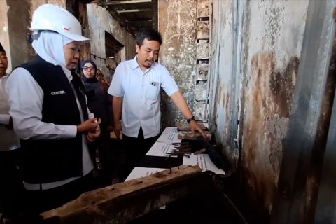 Bangunan cagar budaya Grahadi dipugar usai dibakar massa