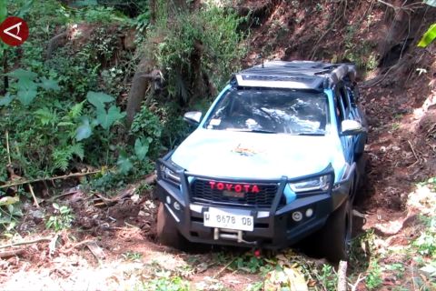 Offroad 4x4 Jember, 175 peserta taklukkan medan hutan