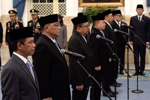 Reshuffle ke-5, Dudung gantikan Qodari sebagai Kepala Staf Presiden