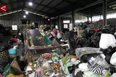 Banyumas kelola sampah dengan skema KSM dan BUMD