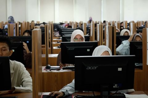 Sebanyak 26 ribu calon mahasiswa ikuti UTBK di UNS Solo