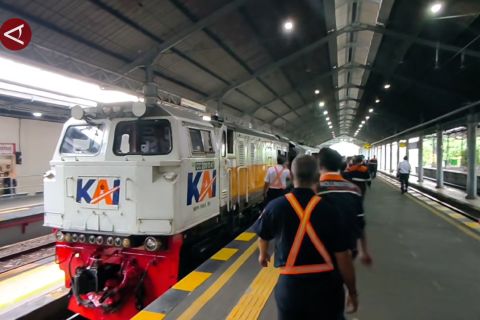 Sembilan perjalanan KA Daop 6 dibatalkan dampak kecelakaan di Bekasi
