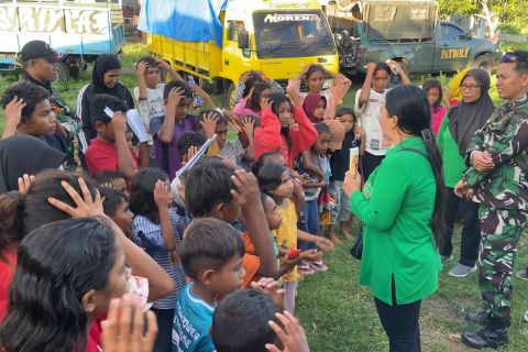 Koramil Adonara jalankan pemulihan trauma pascagempa di Flores Timur