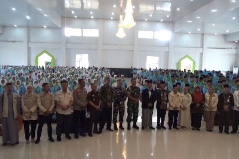 Pemkot Kendari lepas keberangkatan 546 jamaah calon haji