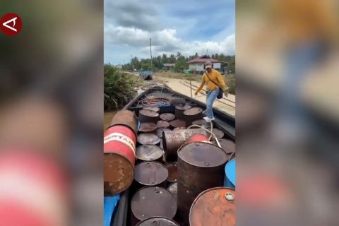 Polisi ungkap penimbunan 15.000 liter bio solar di Riau