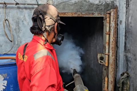 Pemko Lhokseumawe tindak usaha walet ilegal dengan pengasapan