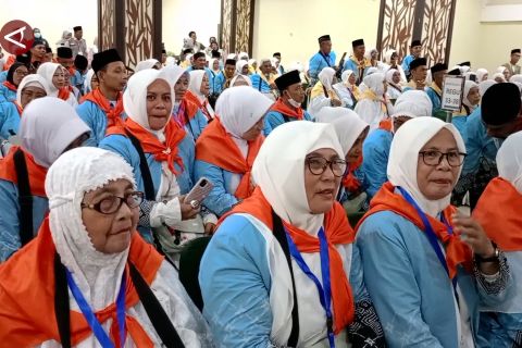 Pemerintah Maluku Utara beri tambahan biaya hidup bagi calon haji