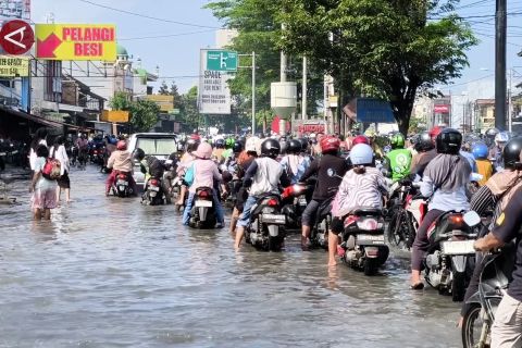 Walkot Solo gagas 'taludisasi', minimalkan luapan air ke rumah warga