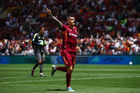 Lazio tak berdaya! AS Roma amankan skor 2-0 di Olimpico lewat aksi gemilang Mancini
