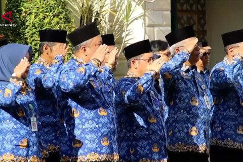 Guru honorer tak bisa mengajar lagi mulai 2027? Ini faktanya
