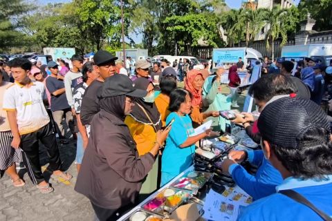 Pemkot Solo gelar "showcase" menu MBG, 2.300 porsi makanan dibagikan