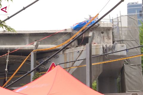 Jembatan layang di Seoul runtuh, tiga tewas dan tiga terluka