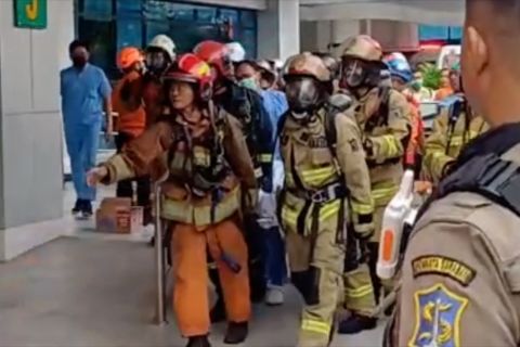 Satu pasien meninggal dunia dalam musibah kebakaran RSUD dr Soetomo