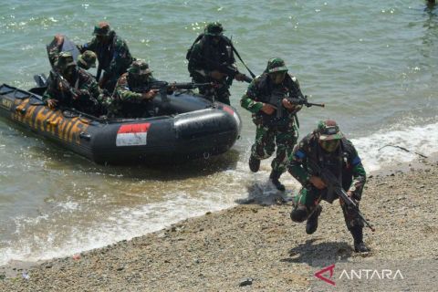 Korps Marinir TNI AL lakukan pendaratan taktis Operasi Trisila di Palu