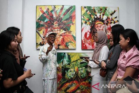 Pameran seni lukis Tambun Bungai di Palangka Raya