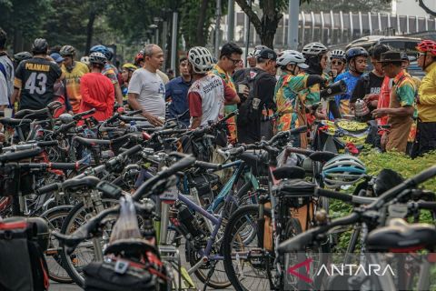 Komunitas B2W Indonesia kampanyekan sepeda sebagai transportasi alternatif pada World Bicycle Day 2026