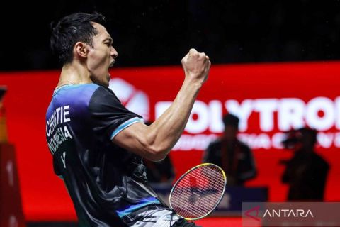 Jonatan Christie lolos semifinal usai menang dua gim atas pebulu tangkis Jepang