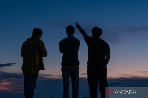 Momen konjungsi Planet Jupiter dan Venus