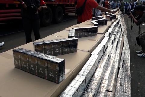 Bea Cukai amankan 8,2 juta batang rokok ilegal di Banten